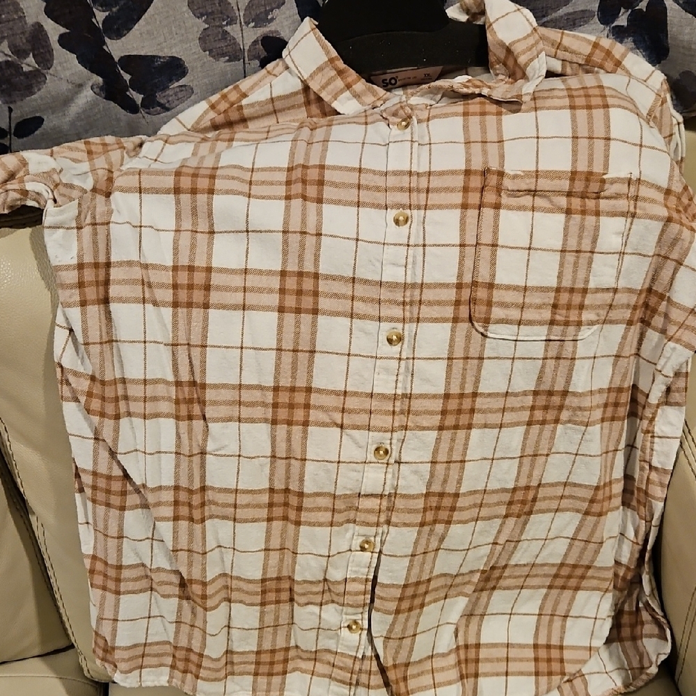 SO Women's Plaid Button-Down Shirt - Tan and White - Picture 5 of 6